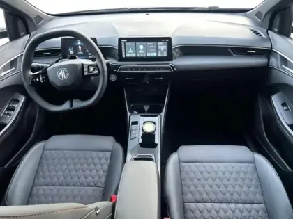 Photo 5 Mg Mg3  1.5 Hybrid+ 195ch Luxury
