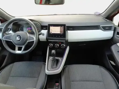 Photo 12 Renault Clio  1.6 E-Tech hybride 145ch Techno