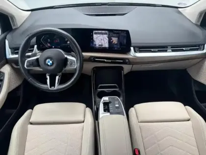 Photo 7 BMW Serie 2 Série 2 ActiveTourer 218i 136ch Luxury DKG7