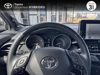 Photo 12 Toyota C-HR  1.8 Hybride 122ch Collection E-CVT