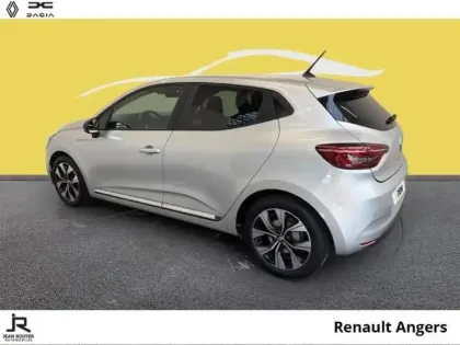 Photo 10 Renault Clio  1.6 E-Tech hybride 145ch Evolution