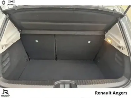 Photo 6 Renault Clio  1.6 E-Tech hybride 145ch Evolution