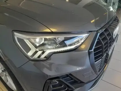 Photo 7 Audi Q3  35 TFSI 150ch S line S tronic 7