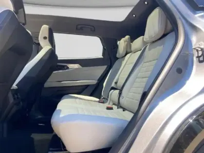 Photo 9 Renault Espace  1.2 E-Tech full hybrid 200ch Iconic 7 places - 24