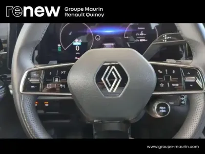 Photo 15 Renault Austral  1.2 E-Tech full hybrid 200ch Iconic- 23
