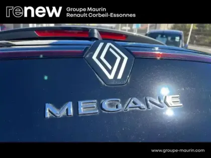 Photo 9 Renault Megane  E-Tech Electric 220ch 60kWh Iconic autonomie confort -25