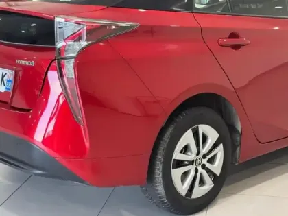 Photo 6 Toyota Prius  122h Dynamic Pack Premium MC19