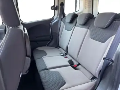 Photo 22 Ford Tourneo Courier  1.5 TDCI 100ch Ambiente