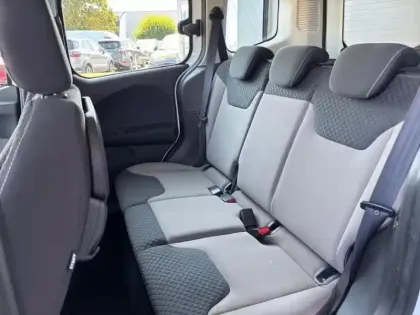 Photo 11 Ford Tourneo Courier  1.5 TDCI 100ch Ambiente