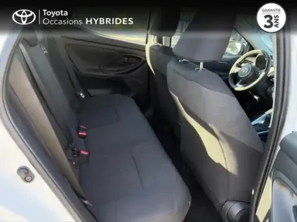 Photo 6 Toyota Yaris  116h Dynamic Business 5p + Programme Beyond Zero Academy MY22