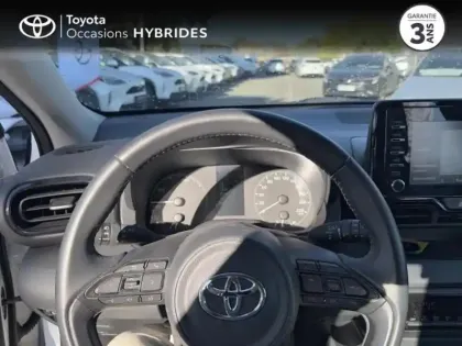 Photo 12 Toyota Yaris  116h Dynamic Business 5p + Programme Beyond Zero Academy MY22