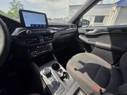 Photo 8 Ford Kuga  2.5 Duratec 190ch FHEV E85 ST-Line BVA