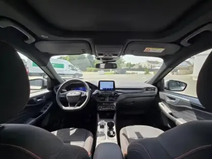Photo 7 Ford Kuga  2.5 Duratec 190ch FHEV E85 ST-Line BVA