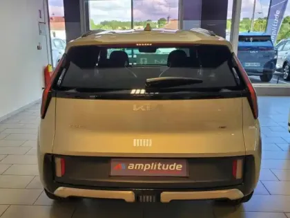 Photo 5 Kia Niro  1.6 GDi 138ch HEV Premium DCT6