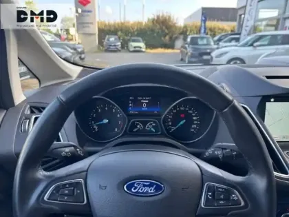Photo 6 Ford C-Max  1.0 EcoBoost 125ch Stop&Start Titanium Euro6.2
