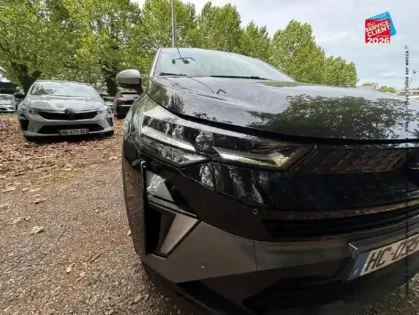 Photo 27 Renault Captur  1.6 E-Tech full hybrid 145ch esprit Alpine