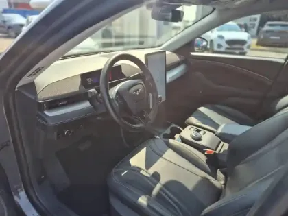 Photo 13 Ford Mustang  Mach-E 269ch Standard Range 72,6kWh Mach-E Propulsion