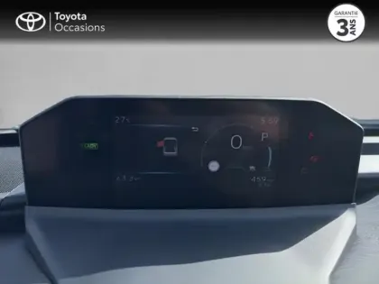 Photo 9 Toyota C-HR + 224ch 77kWh Design Grande Autonomie