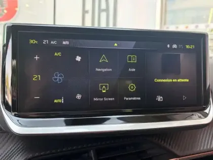 Photo 14 Peugeot 208  1.2 Hybrid 110ch Allure e-DCS6