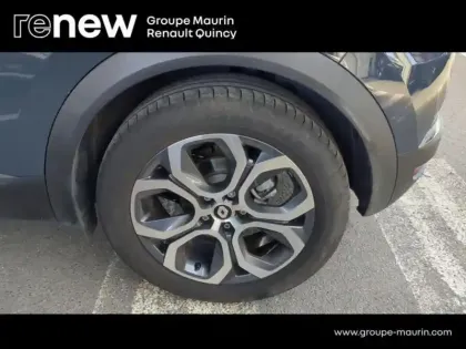 Photo 8 Renault Captur  1.6 E-Tech hybride 145ch Techno