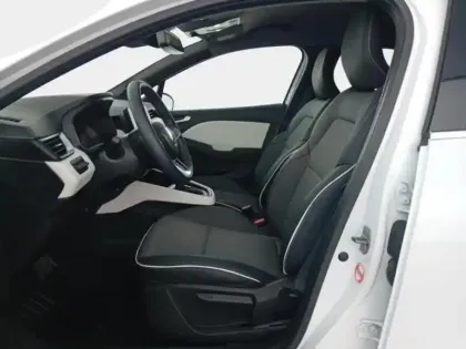 Photo 13 Renault Clio  1.6 E-Tech hybride 145ch Techno