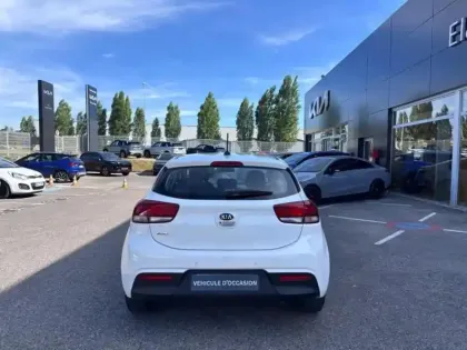 Photo 5 Kia Rio  1.2 84ch ISG Launch Edition