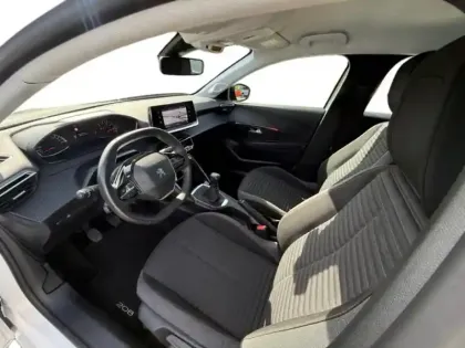 Photo 9 Peugeot 208  1.2 PureTech 100ch Active Business R