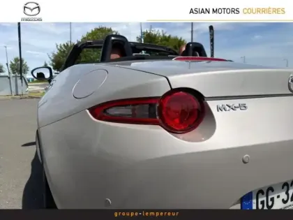 Photo 6 Mazda Mx-5  1.5 SKYACTIV-G 132ch Sélection 2022