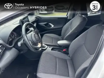 Photo 10 Toyota Yaris  116h Dynamic 5p MY22