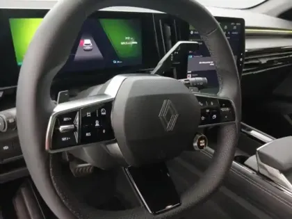 Photo 14 Renault Espace  1.2 E-Tech full hybrid 200ch Techno 7 places - 24