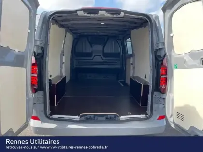 Photo 21 Volkswagen Transporter  Fg Van L2 2.0 TDI 150ch Business BVA8