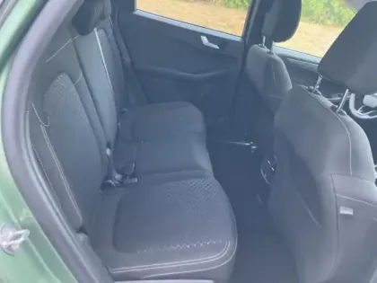 Photo 10 Ford Kuga  2.5 Duratec 180ch Hybrid FlexiFuel Titanium Business Powershift