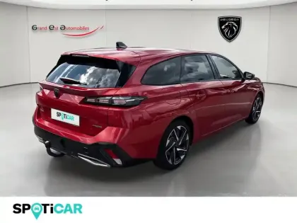 Photo 19 Peugeot 308  SW PHEV 180ch Allure Pack e-EAT8