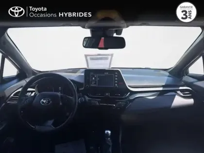 Photo 7 Toyota C-HR  1.8 Hybride 122ch Dynamic Ultimate E-CVT