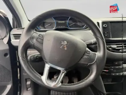 Photo 11 Peugeot 2008  1.5 BlueHDi 100ch E6.c Allure S&S BVM5 86g