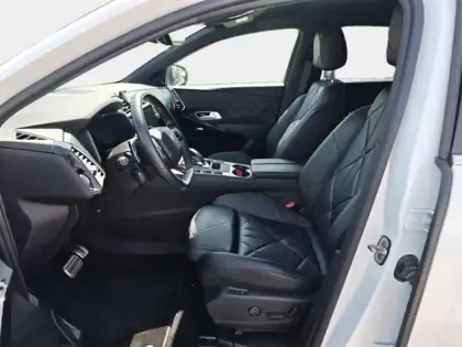 Photo 28 DS DS 7  Crossback E-TENSE 225ch Rivoli