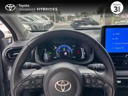 Photo 12 Toyota Yaris  116h Design 5p Pack Confort