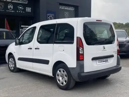 Photo 18 Peugeot Partner II BlueHDi 100 Active