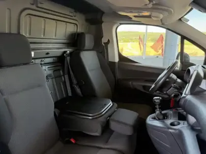 Photo 45 Citroën Berlingo Van III M 650kg BlueHDi 100 S&S BVM Driver