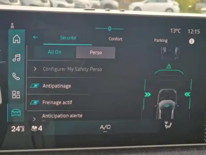 Photo 9 Renault 4 II techno 150 ch autonomie confort