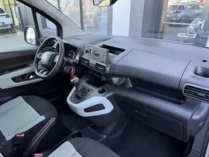 Photo 16 Citroën Berlingo III Taille XL PureTech 110 S&S BVM6 Live