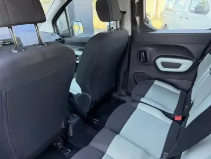 Photo 24 Citroën Berlingo III Taille XL PureTech 110 S&S BVM6 Live