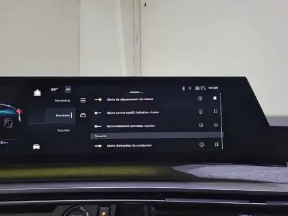 Photo 44 Peugeot 3008  Electrique 210 ch 73 kWh
