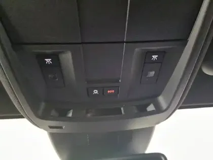 Photo 47 Peugeot 3008  Electrique 210 ch 73 kWh