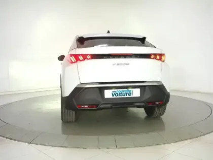Photo 28 Peugeot 3008  Electrique 210 ch 73 kWh