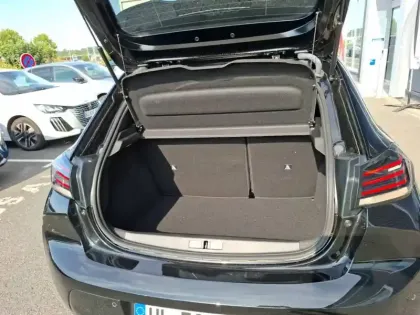 Photo 5 Peugeot 208  Hybrid 110 ch e-DCS6