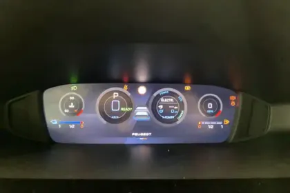 Photo 17 Peugeot 308  Plug-in Hybrid 195 ch e-DCS7