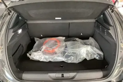 Photo 12 Peugeot 308  Plug-in Hybrid 195 ch e-DCS7