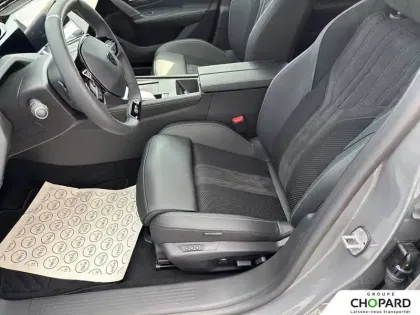 Photo 10 Peugeot 408  Hybrid 145 e-DCS6