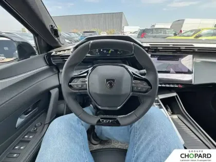Photo 15 Peugeot 408  Hybrid 145 e-DCS6